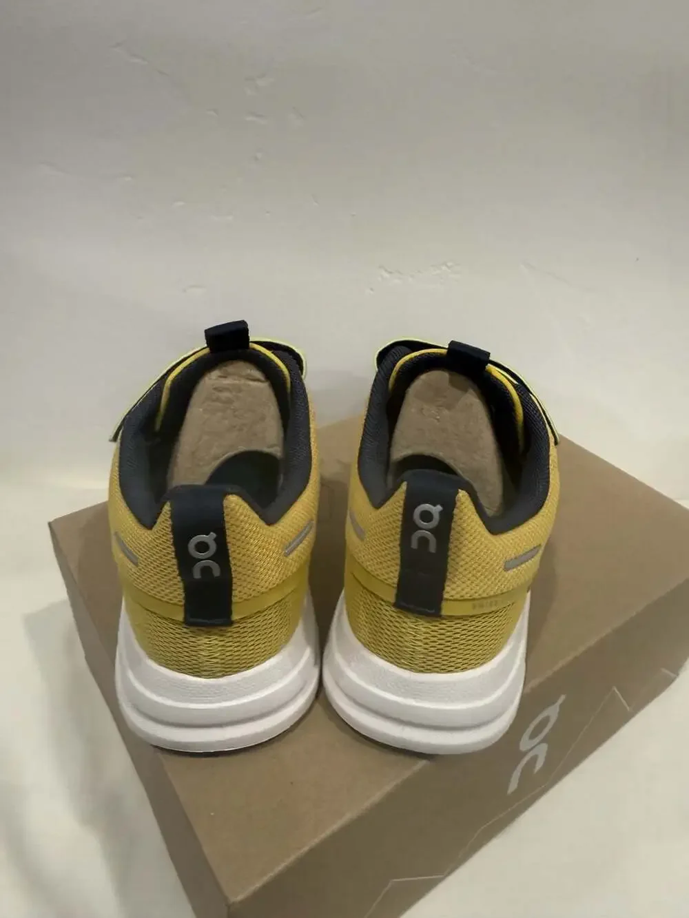On Cloud Play Kids Mustard White Sneakers Size 13K
